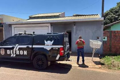 Jovem é preso na fronteira com drogas e três fuzis de alto poder de fogo